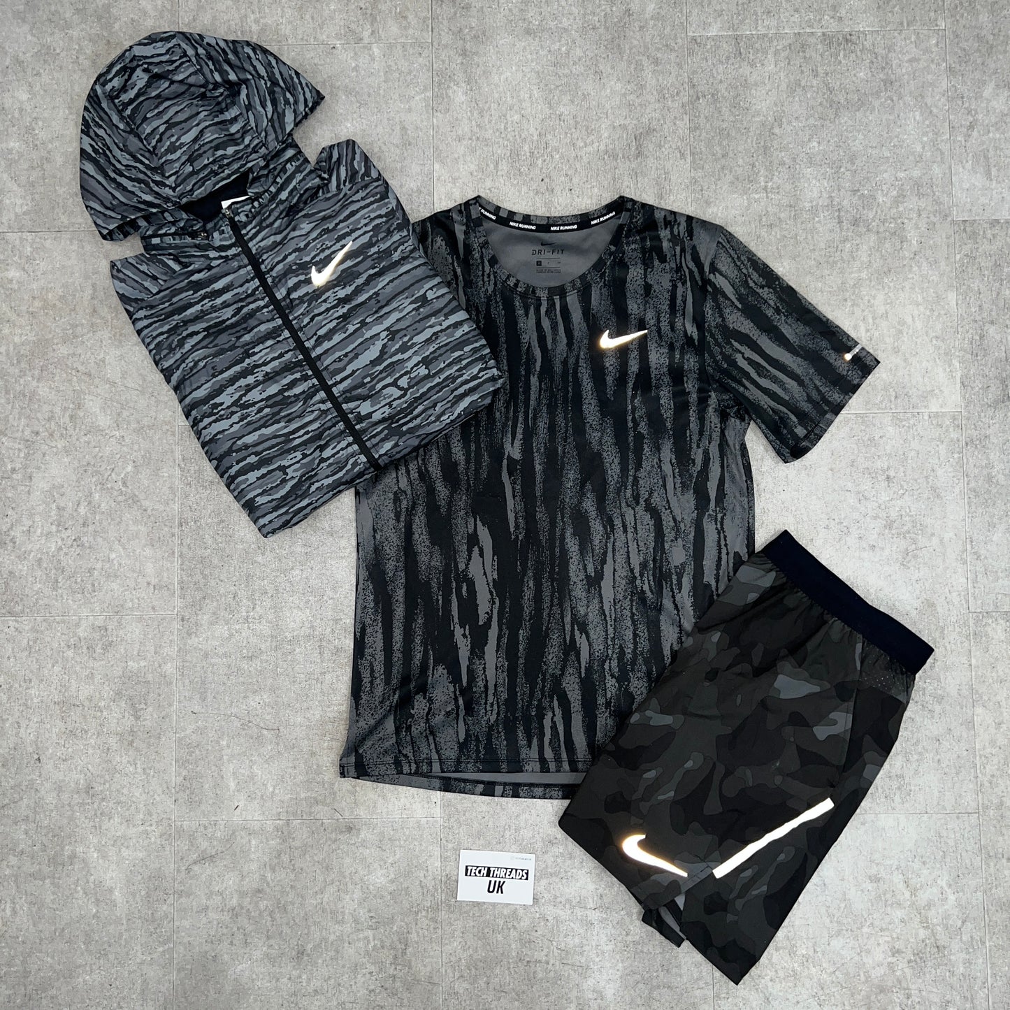 Rare Camo Running Jacket & T-Shirt & Shorts Set