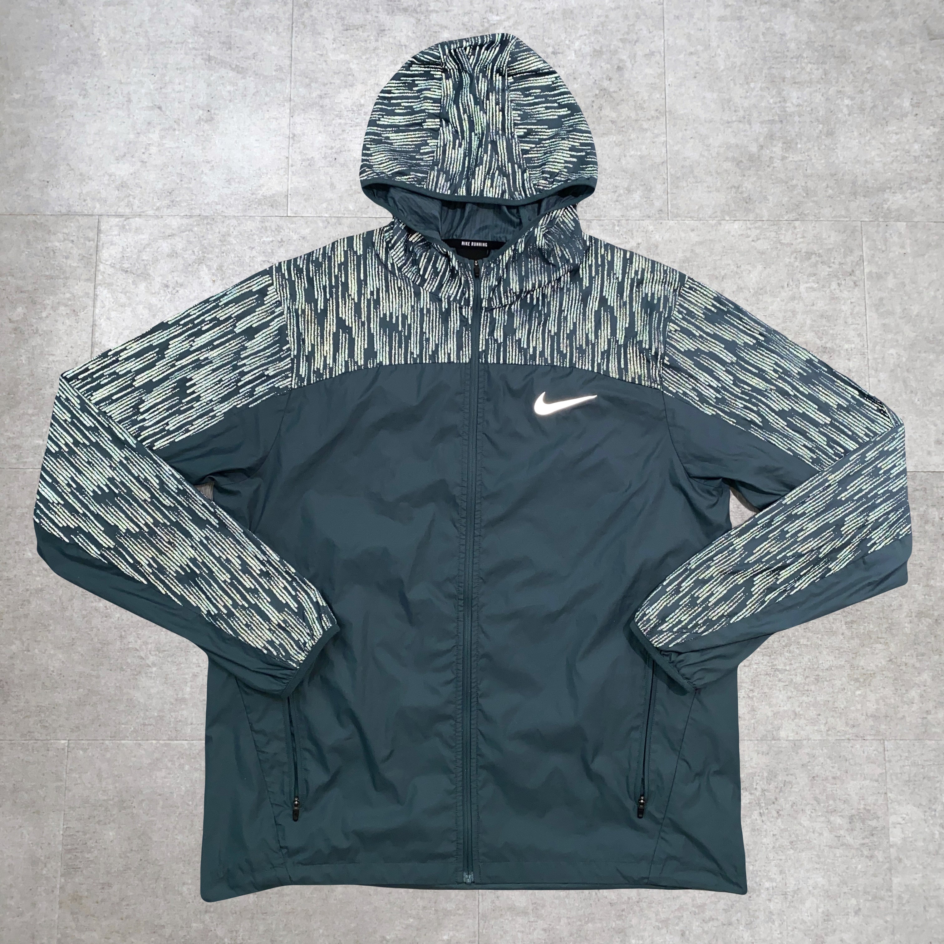 Flash jacket clearance reflective